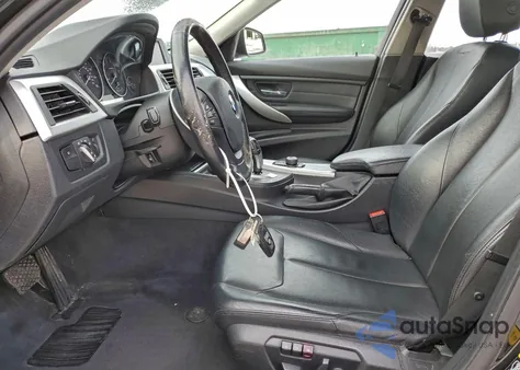 2013 BMW 328 Xi z USA, uszkodzony, nr VIN WBA3B3G57DNR80536